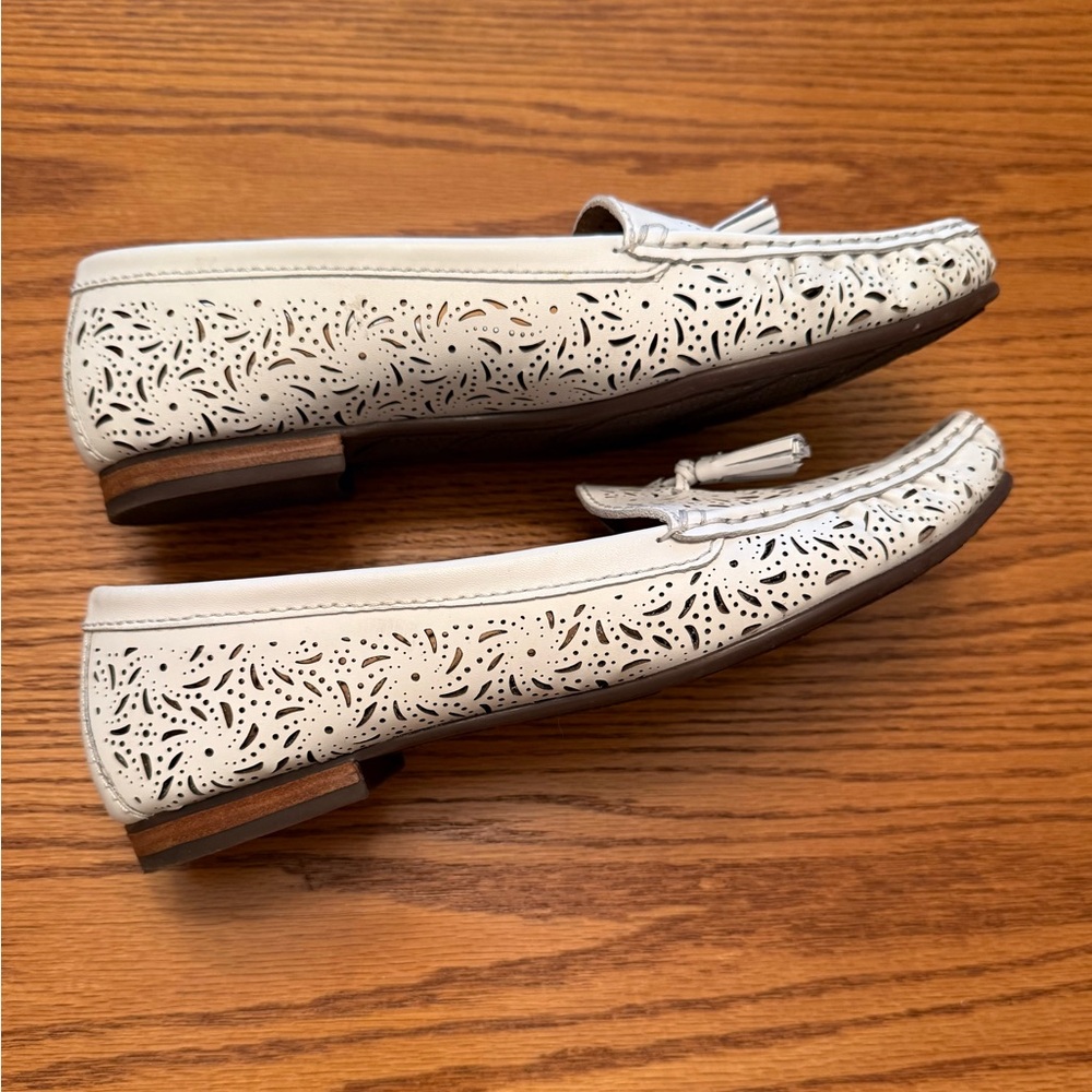 Driver Club USA White Laser-Cut Tassel Loafers - Picture 3 of 5